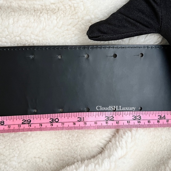 Auth Chanel Silver Metal Embossed Big CC Logo Black Patent Leather Belt -Size 80 - Picture 14 of 16